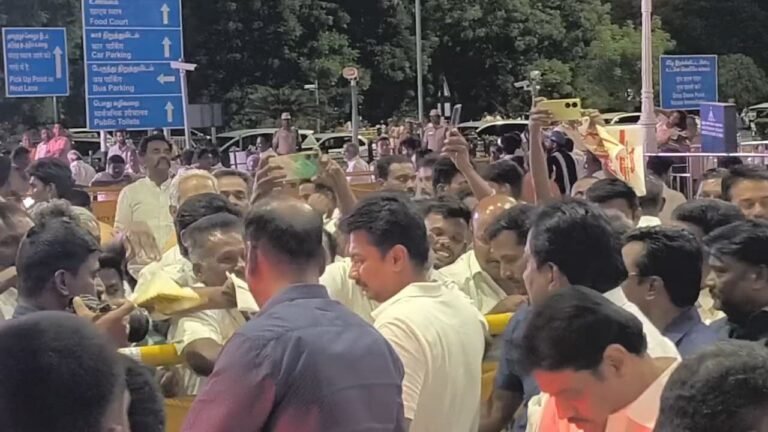 துணை முதல்வருக்கு வரவேற்பு