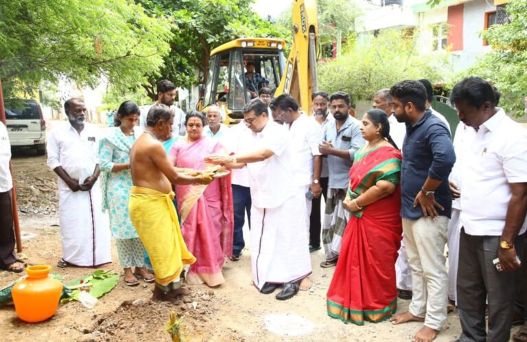 மதுரையில் ரூ.985 லட்சம் மதிப்பீட்டில் 59 புதிய தார்சாலை பணிகள்