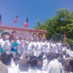 அதிமுக முன்னாள் அமைச்சர்கள் ஆர்ப்பாட்டம்.