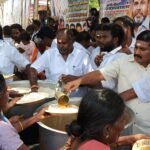 எடப்பாடி பழனிச்சாமியின் பிறந்த நாளை முன்னிட்டு உசிலம்பட்டி அருகே அன்னதானம்.