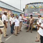 போக்குவரத்து காவல்துறை மற்றும் வட்டாரப் போக்குவரத்து அலுவலர்கள் இணைந்து அதிக வேகமாக செல்லும் வாகனம் மற்றும் ஒளி வாகனங்களை கண்டறிந்து அகற்றி அபராதம் விதிப்பு