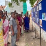 அலங்காநல்லூர் அருகே புகைப்படக் கண்காட்சி. பி.ஆர்.ஒ. ஏற்பாடு.