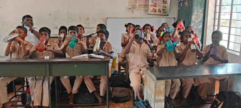 கந்தர்வகோட்டை அருகே அரசு பள்ளிகளில் மாணவர்கள் தண்ணீர் பருகுவதை ஊக்குவிக்க வாட்டர் பெல் திட்டம் அறிமுகம்.
