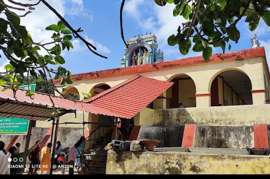 ராம்சேது யாத்திரை பணியாளர் சங்கம் சார்பில் பக்தர்களுக்கு அன்னதானம் நடைபெற்றது.