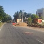 சோழவந்தானில் சாலையின் நடுவே கொட்டிய மணலால் அப்பாவி இளைஞர் உயிரிழந்த பரிதாபம்