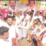 பாட்டிலுக்கு 10 ரூபாய் வீதம் நாள் ஒன்றுக்கு 150 கோடி வருடத்திற்கு 5,400 கோடி கொள்ளை அடிப்பவர்கள் திமுகவினர்