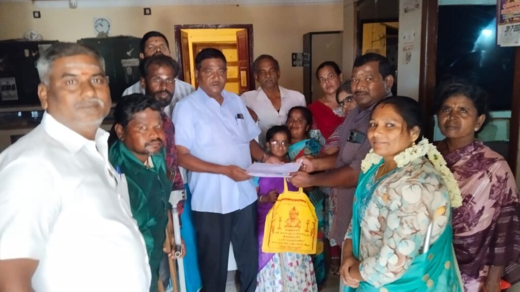 நிலக்கோட்டை பேரூராட்சியில் மாற்றுத்திறனாளிகளுக்கான நியமன உறுப்பினர் பதவிக்கு வேட்பு மனு தாக்கல்