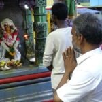 சோழவந்தான் பகுதியில் ஆடி கிருத்திகையை முன்னிட்டு முருகப்பெருமானுக்கு சிறப்பு வழிபாடு அபிஷேகம் நடைபெற்றது.