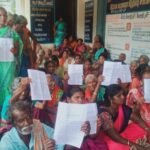 நிலக்கோட்டை ஒன்றியத்தில் 10 க்கும் மேற்பட்ட ஊராட்சிகளில் கள்ளர் விடுதி பெயரை சமூக நீதி விடுதிகள் என பெயர் மாற்றம் செய்யக்கூடாது என ஒரே கோரிக்கையை வலியுறுத்தி 200க்கும் மேற்பட்ட மனுக்கள் குவிந்தது. பரபரப்பு.