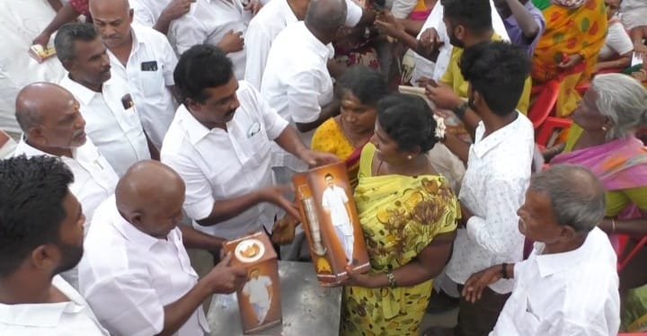 அய்யங்கோட்டை பகுதியில் நலத்திட்ட உதவிகளை .வெங்கடேசன் எம்எல்ஏ வழங்கினார் :