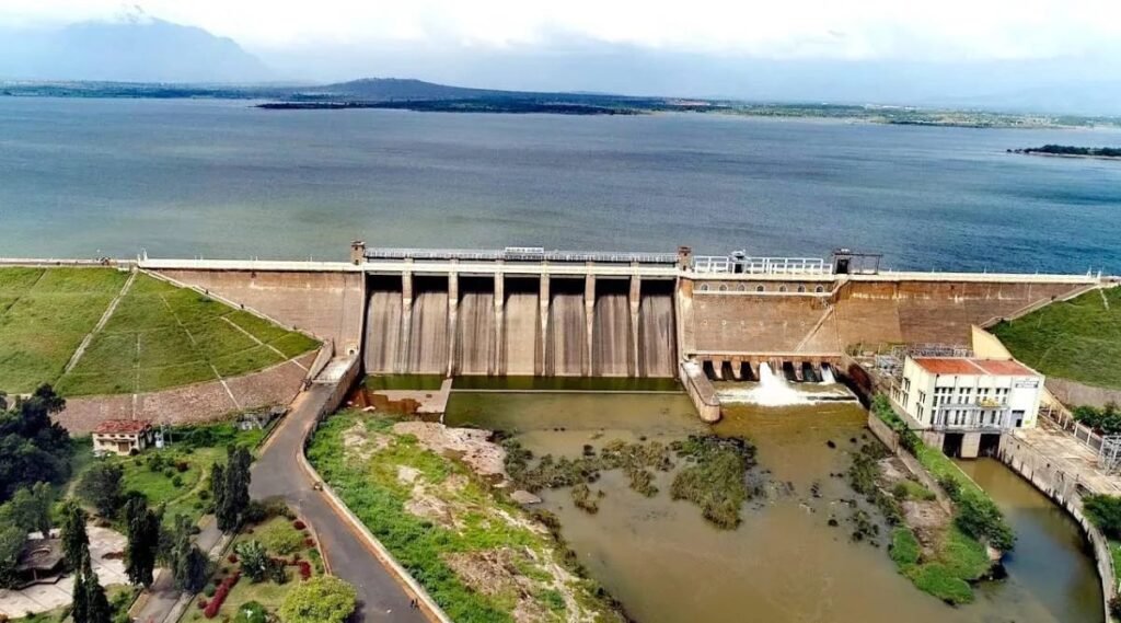 வைகைஅணை 68.5 அடியாக உயர்வு. இரண்டாம் கட்ட வெள்ள அபாய எச்சரிக்கை.