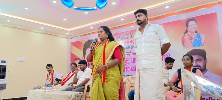 இராமநாதபுரம் தவெக கிழக்கு மாவட்ட கழகச் செயலாளர் மலர்விழி ஜெயபாலா தலைமையில் ஆலோசனைக் கூட்டம்