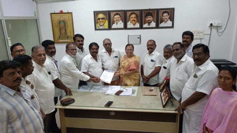 பழனி நகராட்சியில் மக்கள் உரிமைகள் பாதுகாப்பு கழகம் சார்பில் பொதுநல மனு ..