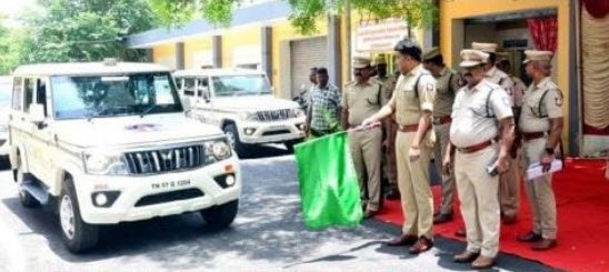 திண்டுக்கல் மாவட்ட காவல் துறையினருக்கு தமிழக அரசால் வழங்கப்பட்ட வாகனங்களை கூடிய சக்தி துவக்கி வைத்த மாவட்ட கண்காணிப்பாளர் டாக்டர்.பிரதீப்.