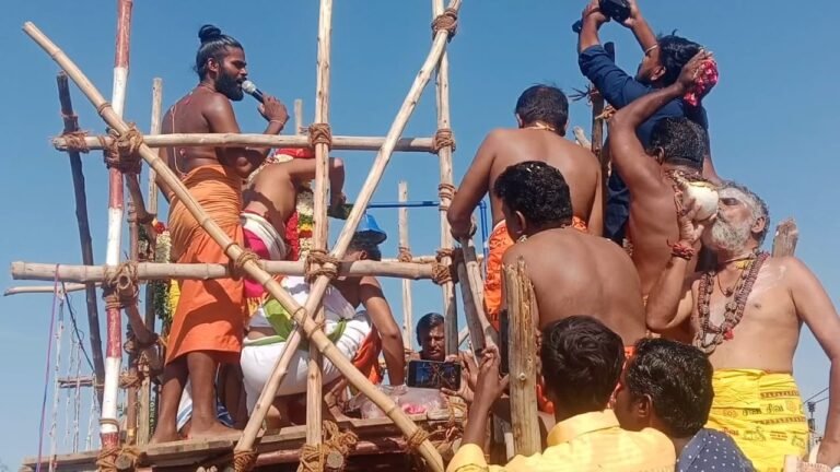 மதுரை அவனியாபுரத்தில் அருணகிரி சுவாமிகள் ஆலய மகா கும்பாபிஷேகம் மற்றும் - 70-வது ஆண்டு குருபூஜை விழா நடைபெற்றது :