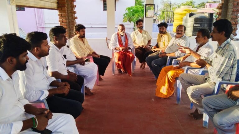 உசிலம்பட்டியில் பிரமலைக் கள்ளர்களிடம் பறிக்கப்பட்ட உரிமைகளையும், உடமைகளையும் மீட்க நடக்கும்போது - கூட்டத்தில் நிலக்கோட்டையில் 100 பேர் செல்ல முடிவு !