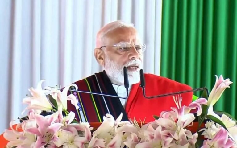 மணிப்பூர் மக்களுக்கு வணக்கம் தெரிவித்த பிரதமர் நரேந்திர மோடி – கலவரத்துக்குப் பிறகு முதல் விஜயம் :