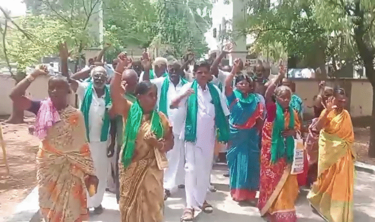 56-கோடி எங்கே ? கோவில்பட்டியில் தமிழ் விவசாயிகள் சங்கம் இன்று 15-9-2025 ஆர்ப்பாட்டம் !