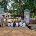 சோழவந்தான் அருகே தனியாருக்கு பத்திரப்பதிவு செய்யப்பட்ட பஞ்சமி நிலத்தை மீட்க கோரி வாடிப்பட்டி தாலுகா அலுவலகம் முற்றுகை