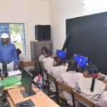 பழனி வட்டத்தில் மேற்கொள்ளப்பட்டு வரும் வளர்ச்சித் திட்டப் பணிகளை மாவட்ட ஆட்சித் தலைவர் திரு.செ.சரவணன், இ.ஆ.ப., அவர்கள் நேரில் பார்வையிட்டு ஆய்வு மேற்கொண்டார்.