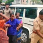 பழனி காவல் நிலையத்தில் இடப்பிரச்சினை சம்பந்தமாக மூதாட்டி தீக்குளிக்க முயற்சி....