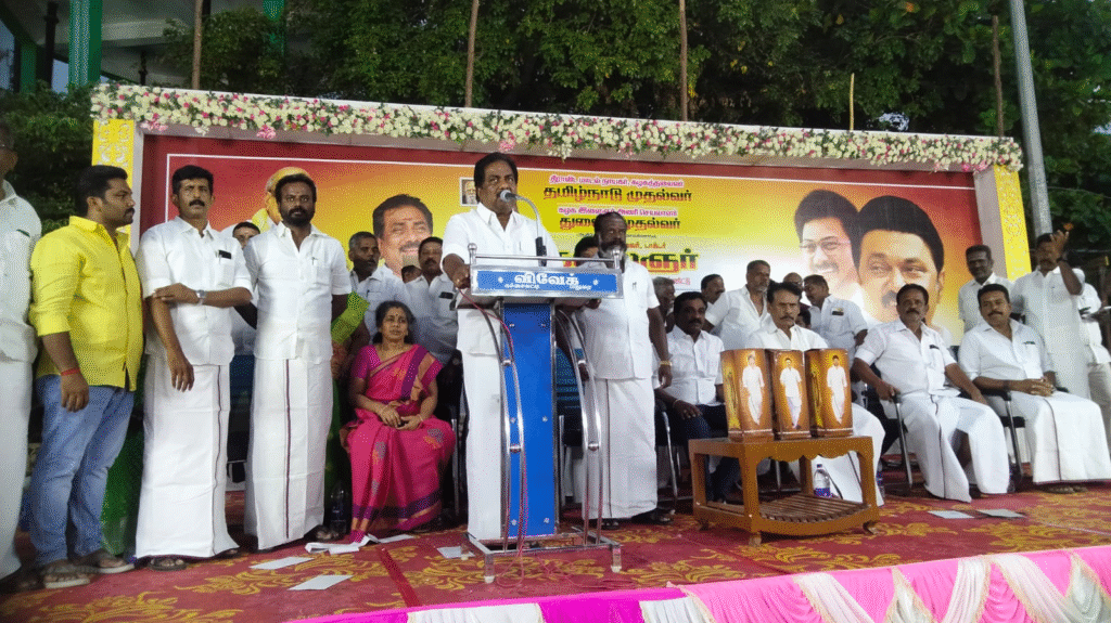 எத்தனை கூட்டணி வந்தாலும் யாரெல்லாம் போட்டி போட்டாலும் திமுக மீண்டும் ஆட்சிக்கு வரும்.. அமைச்சர் பி.மூர்த்தி பேச்சு.