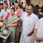 மகாளய அமாவாசையை முன்னிட்டு: அன்னதானம் வழங்கப்பட்டது.