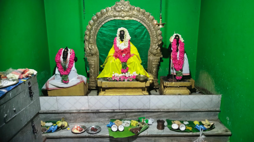 அம்மாவாசை சிறப்பு பூஜை..