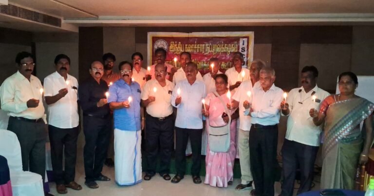 இந்திய கலாச்சார நட்புறவு கழகத்தின் நிர்வாகிகள் கூட்டத்தில் கரூர் சம்பவத்திற்கு மெழுகுவர்த்தி ஏந்தி அஞ்சலி..!