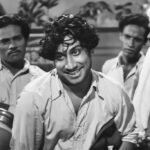 சரித்திரத்தை மாற்றிய பாடல்