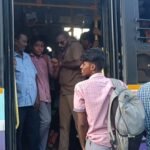 பள்ளி மாணவர்களை பேருந்தில் இருந்து கழுத்தை பிடித்து வெளியே தள்ளிய ஓட்டுநர். நடவடிக்கை எடுப்பாரா போக்குவரத்து துறை அமைச்சர்?