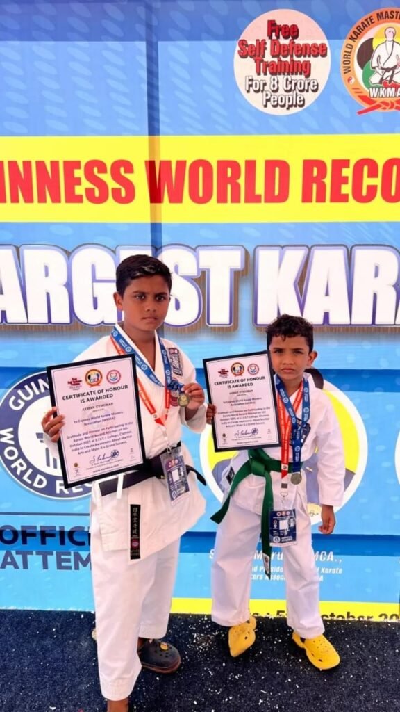 காராத்தே : கின்னஸ் ரெக்கார்ட் படைக்கும் சகோதரர்கள்