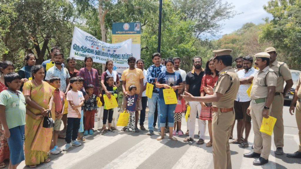 திருப்பூர் மாவட்டம் உடுமலை அருகே ஆனைமலை புலிகள் காப்பகம் திருப்பூர் வனக்கோட்டம் ஒன்பதாவது சோதனை சாவடியில், 2/10/2025 அன்று வன உயிரின வார விழா தொடங்கப்பட்டது..