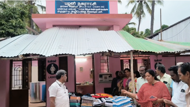 பழனியில் நகராட்சி இடத்தை ஆக்கிரமிப்பு செய்து ,வாடகைக்கு கொடுக்கப்பட்டதை தட்டி கேட்ட, திமுக கட்சி பொறுப்பாளருக்கு அடி உதை,.. பழனி அரசு மருத்துவமனையில் அனுமதி…