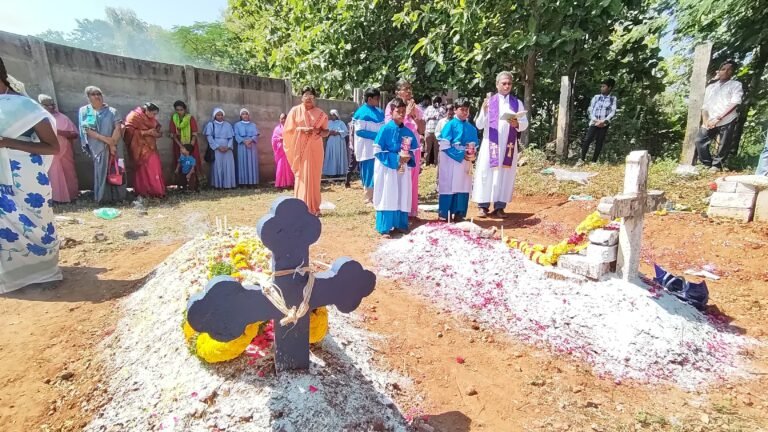 கல்லறை திருநாள் வழிபாடு