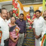 திண்டுக்கல் மாவட்டம் பழனி நகராட்சி ஆண்கள் மேல்நிலைப்பள்ளியில் முன்னாள் மாணவர்கள் சார்பில் நடைபெற்ற நூற்றாண்டு விழாவினை தொடங்கி வைத்த பள்ளிக் கல்வித்துறை அமைச்சர்.