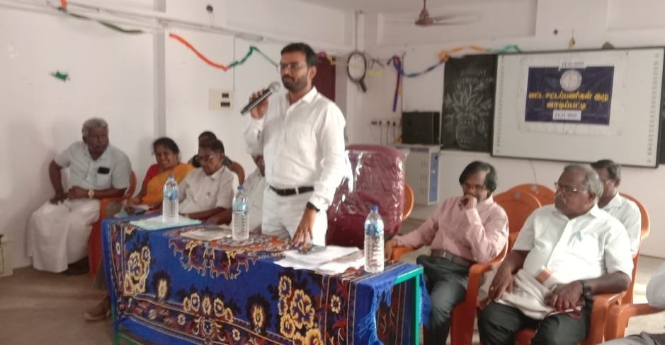 சோழவந்தானில் குழந்தைகள் தின சட்ட விழிப்புணர்வு முகாம்