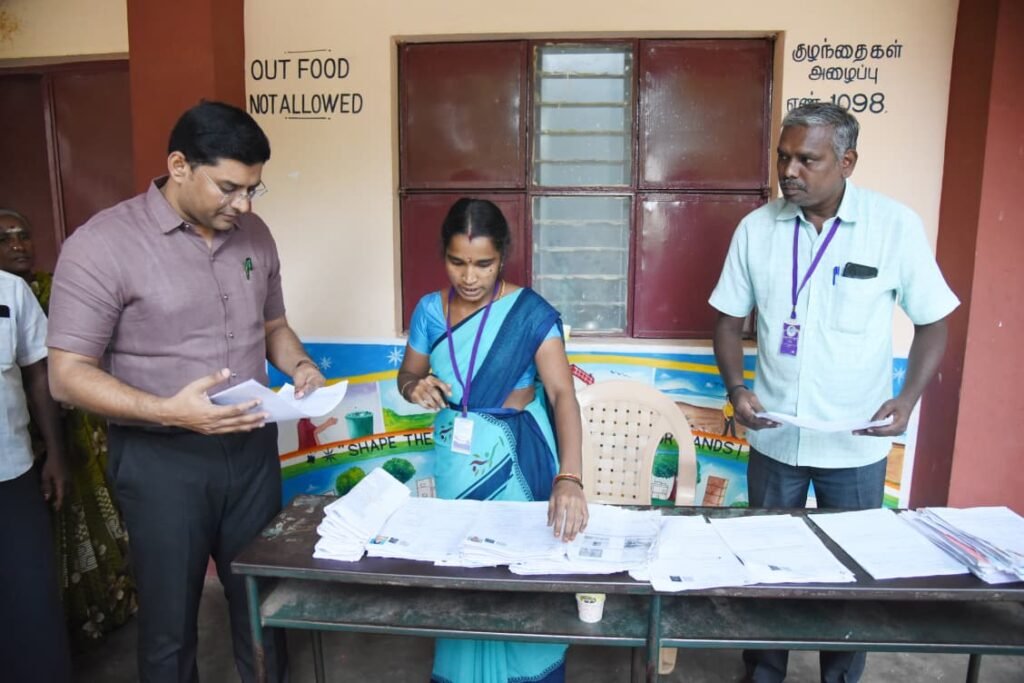 வாக்காளர் பட்டியல் திருத்தம் : மதுரை மாவட்ட ஆட்சியர்.