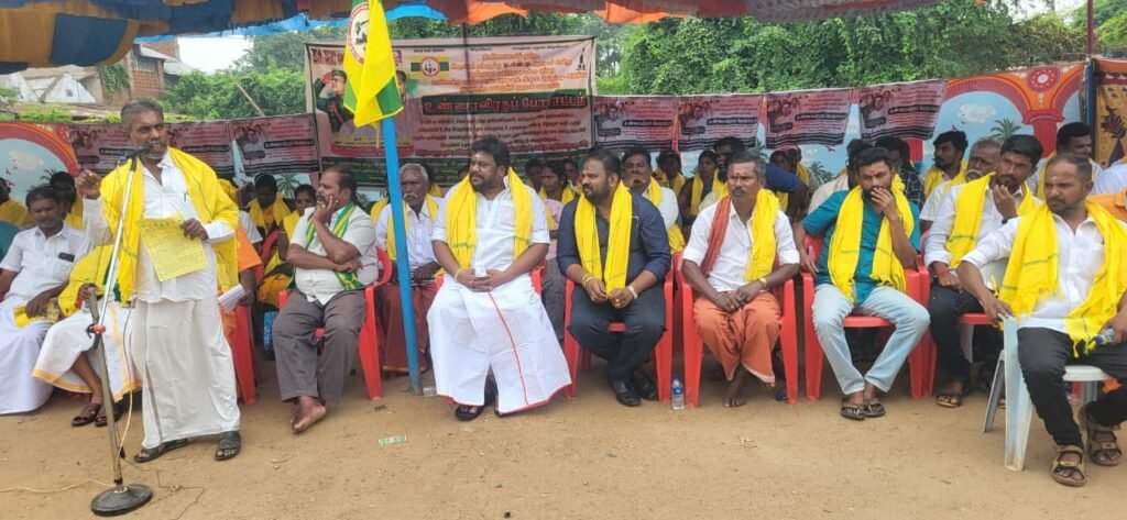 நிலக்கோட்டையில் டி.என்.டி.ஒற்றை சமூக மக்களுக்கு சாதி சான்று வழங்க கோரி உண்ணா விரதம் போராட்டம்