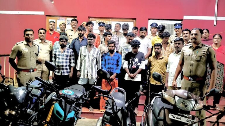 பழனியில் டிஎஸ்பி தனஜெயன் தலைமையில் காவல்துறை நடத்திய தீவிர வேட்டையில் கஞ்சா விற்பனை செய்த இரண்டு கும்பல் கூண்டோடு கைது.