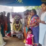 சோழவந்தான் அருகே திருவாலவாய நல்லூர் கிராமத்தில் 32,000 ருத்ராட்சம் மூலம் செய்யப்பட்ட லிங்கேஸ்வரர் சிலை திருவண்ணாமலை பிரதிஷ்டைக்காக பயணம்.