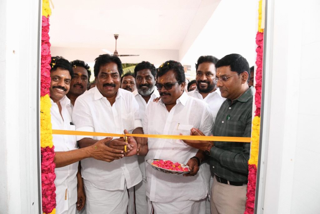 நாடக மேடை திறப்பு: