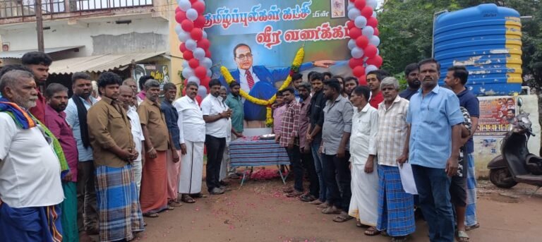 பழனியில் தமிழ் புலிகள் கட்சியின் சார்பில் அறிஞர் அம்பேத்கரின் நினைவு நாள் நிகழ்ச்சி நடைபெற்றது.