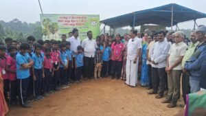 160-வது வார விழாவையொட்டி மழை உடுமலை சார்பில் 1809வது பனை விதை நடும் விழா.