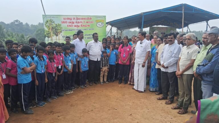 160-வது வார விழாவையொட்டி மழை உடுமலை சார்பில் 1809வது பனை விதை நடும் விழா.