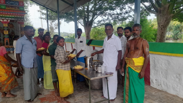 சோழவந்தான் அருகே நெடுங்குளம் அருள்மிகு வெங்கலநாதமுடைய அய்யனார் கோவில் வருடாபிஷேக விழா நடைபெற்றது பக்தர்கள் சாமி தரிசனம்...