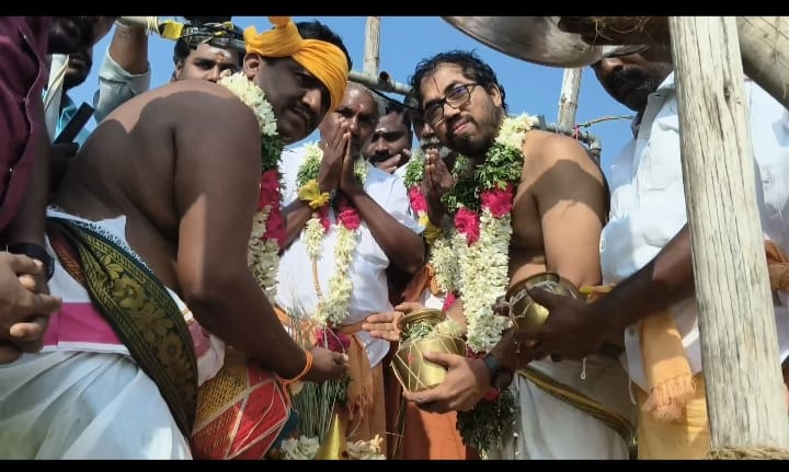 உசிலம்பட்டி அருகே கும்பாபிஷேகம் :