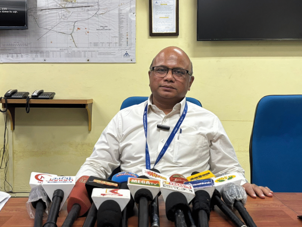 பயணிகளுக்கு உரிய வசதி : விமான நிலைய இயக்குநர்..