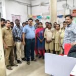 கோரிக்கைகளை வலியுறுத்தி பழனியில் கருப்பு பேட்ஜ் அணிந்து அஞ்சல் துறை ஊழியர்கள் பணி!
